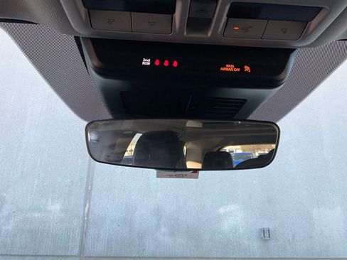 Used 2025 MAZDA CX-50 AWD 2.5 S w/ Premium Package image 18