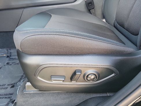 New 2025 Jeep Grand Cherokee Laredo X AWD/4WD image 13