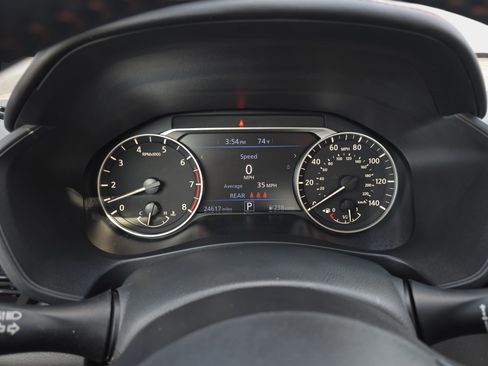 Used 2024 Nissan Altima 2.5 SR AWD/4WD image 17