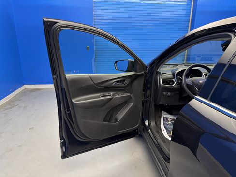 Used 2020 Chevrolet Equinox LT image 10