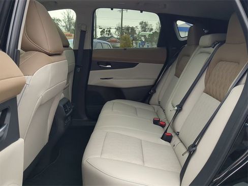 New 2025 Nissan Murano Platinum w/ Cargo Package image 13