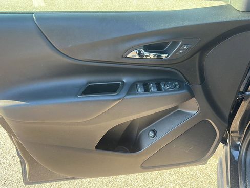 Used 2024 Chevrolet Equinox LT image 9