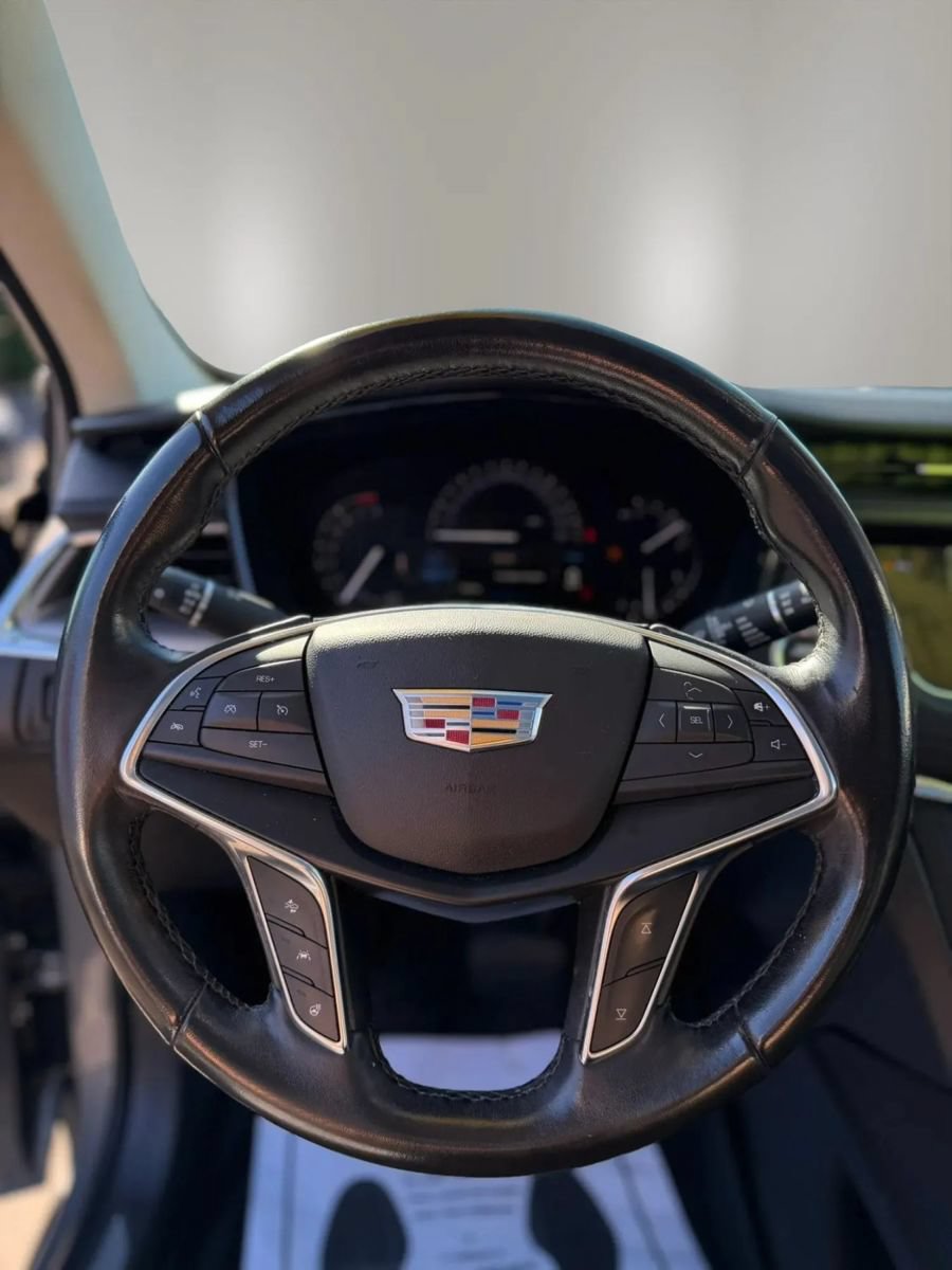 Used 2019 Cadillac XT5 Luxury AWD/4WD image 13