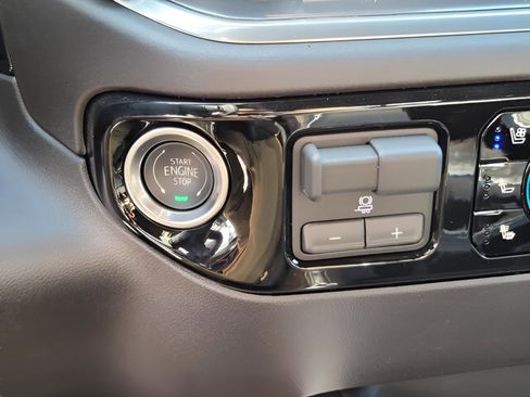 New 2026 Chevrolet Silverado 3500 High Country w/ High Country Premium Package AWD/4WD image 9