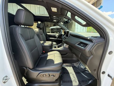 Used 2022 Chevrolet Tahoe RST w/ Luxury Package AWD/4WD image 29