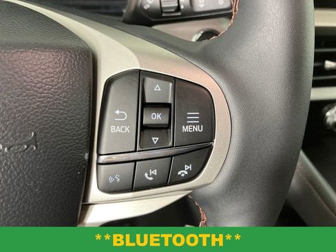 New 2026 Ford Explorer Active RWD image 18