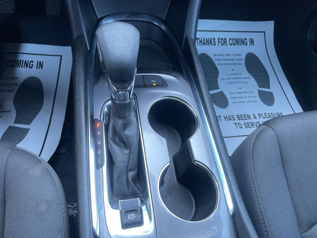 Certified 2025 Chevrolet Malibu LT FWD image 25