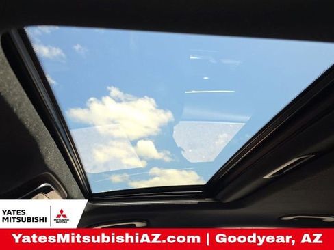 Used 2025 Mercedes-Benz C 300 Sedan image 10