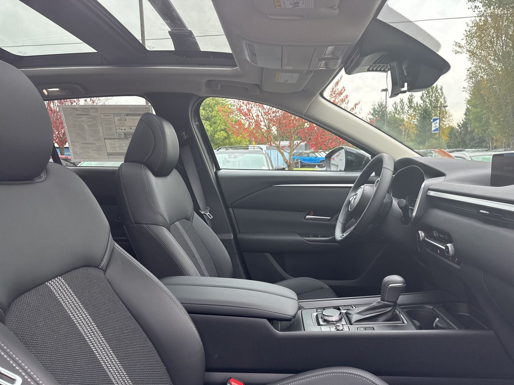 Certified 2026 MAZDA CX-50 2.5 Hybrid w/ Weather Package AWD/4WD image 17