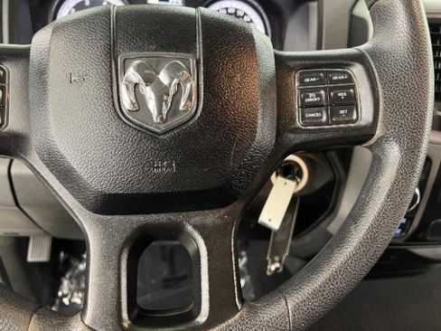 Used 2019 RAM 1500 Express w/ Express Value Package AWD/4WD image 14