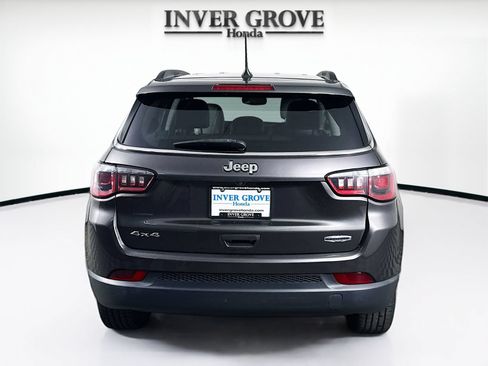 Used 2017 Jeep Compass Latitude w/ Popular Equipment Group AWD/4WD image 6