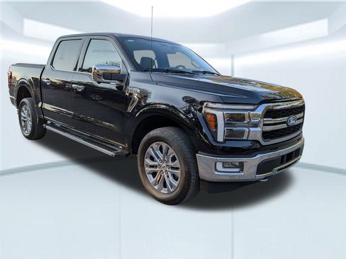 Used 2024 Ford F150 Lariat w/ FX4 Off-Road Package image 2