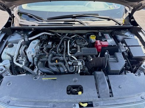 Used 2023 Nissan Sentra SV FWD image 34