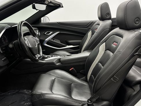 Used 2020 Chevrolet Camaro SS image 12