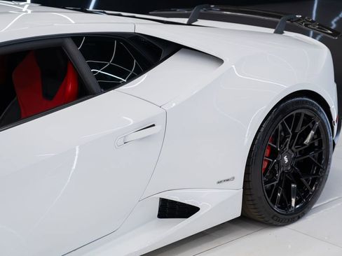 Used 2015 Lamborghini Huracan LP 610-4 AWD/4WD image 9