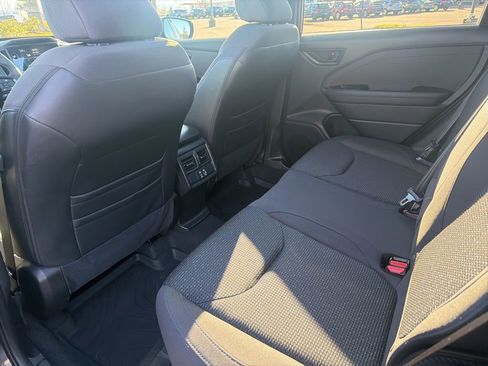 Certified 2025 Subaru Forester Premium AWD/4WD image 18