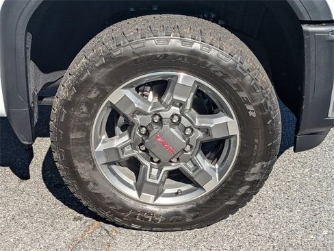 New 2026 GMC Sierra 2500 SLT w/ SLT Premium Package image 12