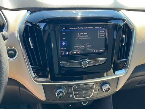 Used 2023 Chevrolet Traverse LS AWD/4WD image 14