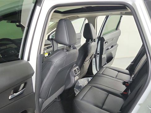 New 2026 Nissan Murano SL image 18