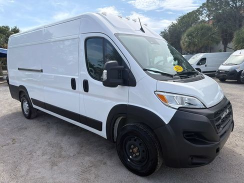 Used 2023 RAM ProMaster 3500 FWD image 13