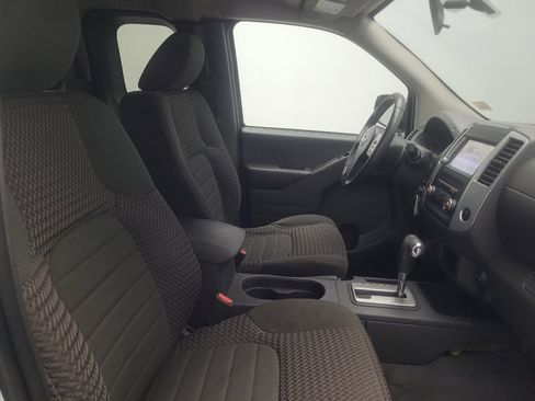 Used 2019 Nissan Frontier SV AWD/4WD image 21