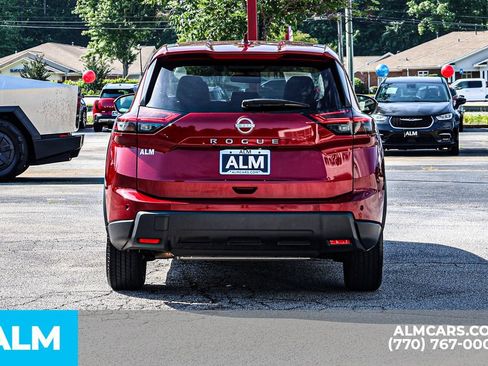 Used 2025 Nissan Rogue SV FWD image 12