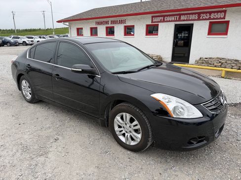 Used 2010 Nissan Altima 2.5 SL w/ SL Pkg FWD image 1