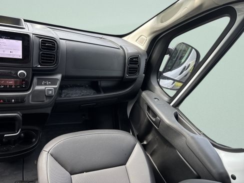 Used 2026 RAM ProMaster 2500 w/ Convenience Group FWD image 26