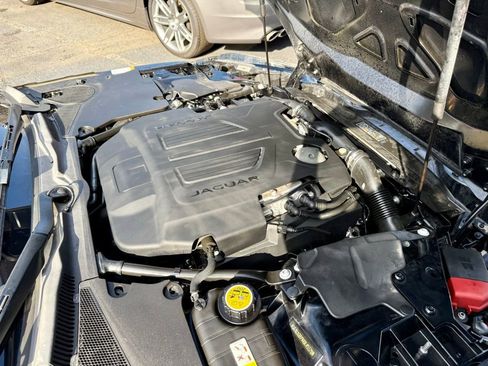 Used 2017 Jaguar F-TYPE S British Design Edition image 6