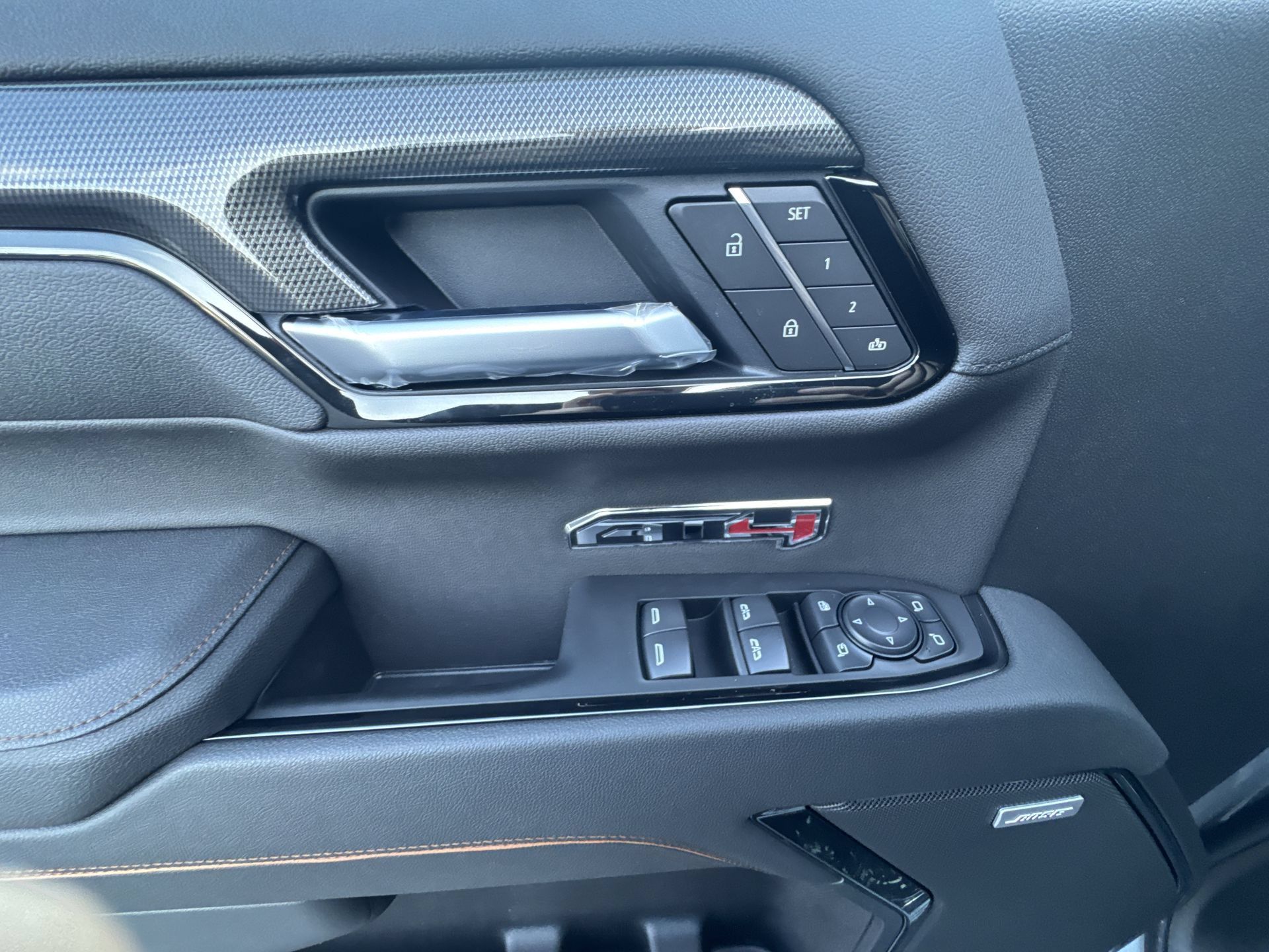 New 2026 GMC Sierra 1500 AT4 w/ AT4 Premium Package AWD/4WD image 15