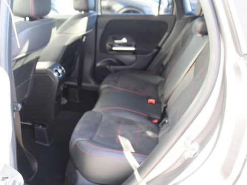 Used 2022 Mercedes-Benz GLA 250 GLA 250 image 30