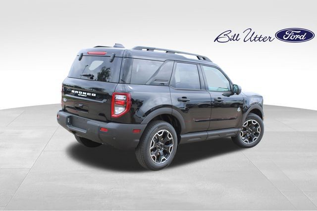 New 2026 Ford Bronco Sport Outer Banks w/ Outer Banks Tech Package+ AWD/4WD image 3