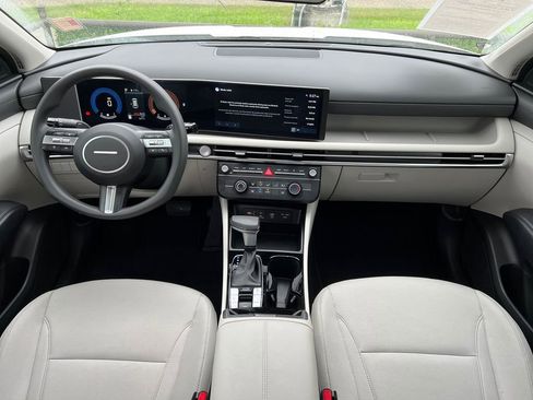 Used 2025 Hyundai Tucson SE FWD image 22
