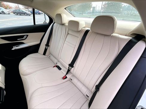 Certified 2025 Mercedes-Benz E 350 4MATIC Sedan w/ Winter Package image 20