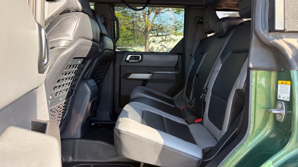 Used 2022 Ford Bronco Black Diamond AWD/4WD image 13
