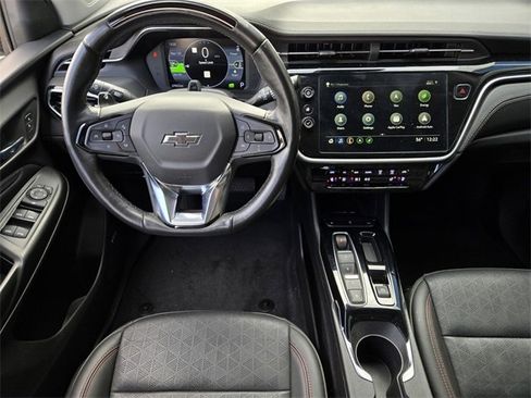 Certified 2023 Chevrolet Bolt EUV Premier w/ Sun & Sound Package image 13