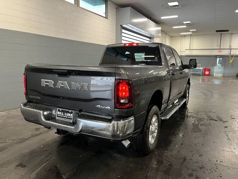 Used 2025 RAM 2500 Big Horn AWD/4WD image 8