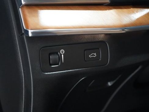 Used 2016 Volvo XC90 T6 Inscription image 22