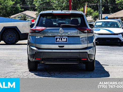 Used 2024 Nissan Rogue S FWD image 12