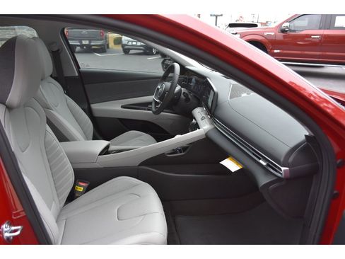 New 2026 Hyundai Elantra Limited image 14