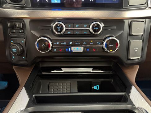 Used 2024 Ford F250 King Ranch AWD/4WD image 22