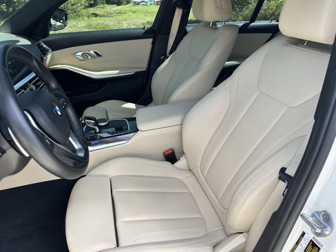 Used 2021 BMW 330i Sedan w/ Convenience Package RWD image 18
