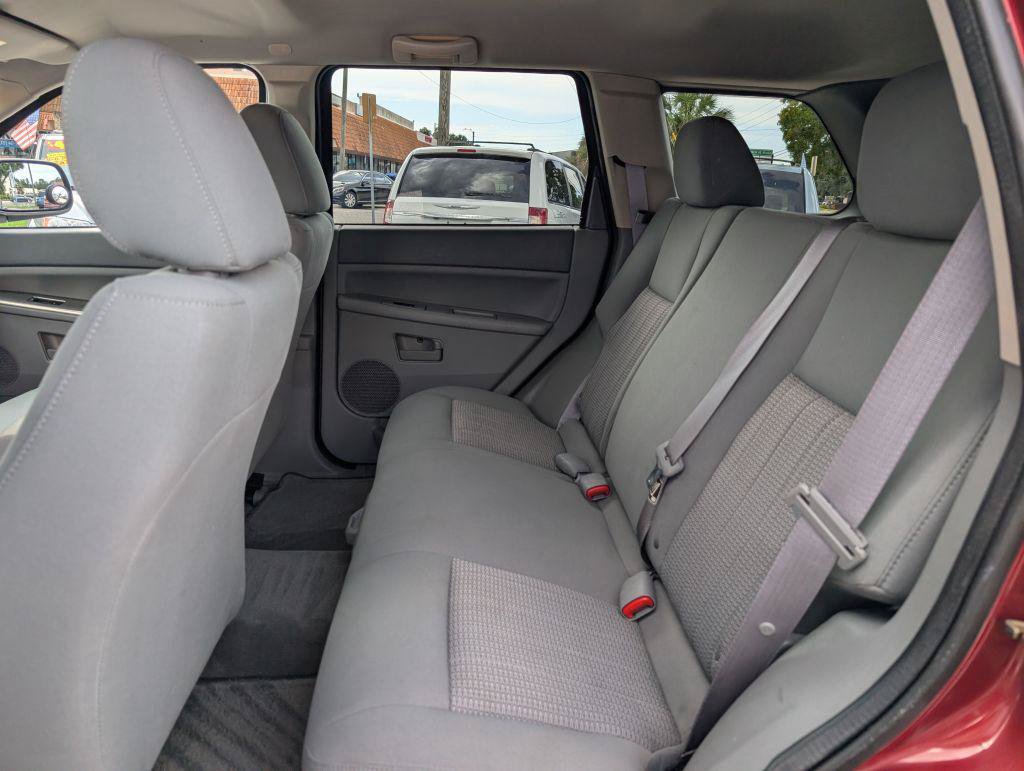 Used 2007 Jeep Grand Cherokee Laredo RWD image 10