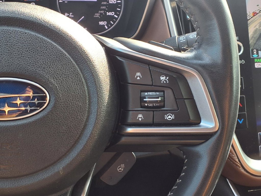 Used 2022 Subaru Outback Touring AWD/4WD image 15