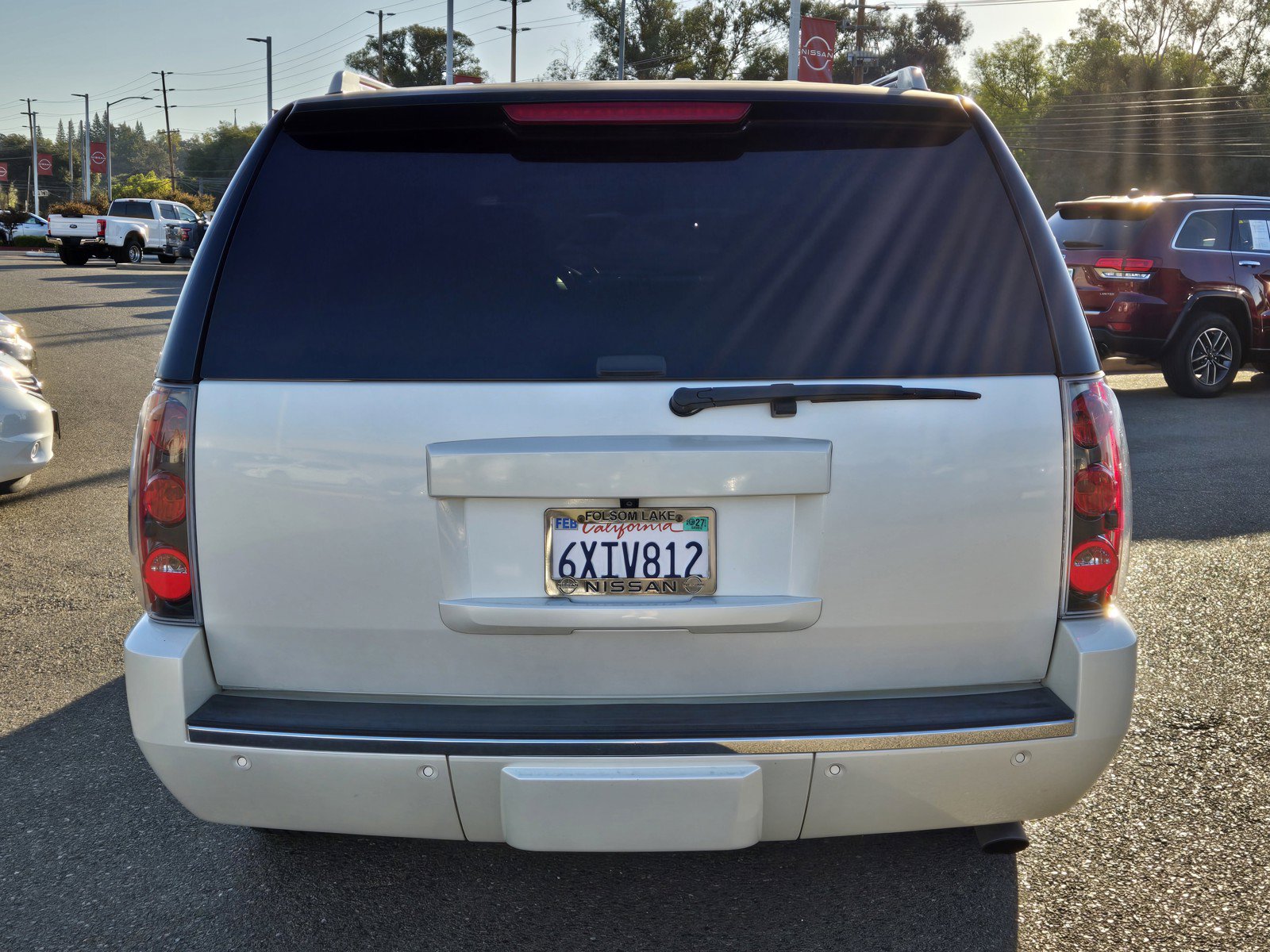 Used 2011 GMC Yukon XL Denali AWD/4WD image 5