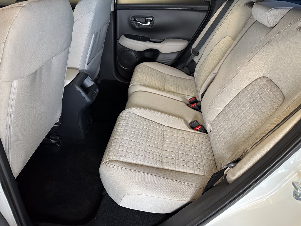 Used 2025 Honda HR-V LX image 21