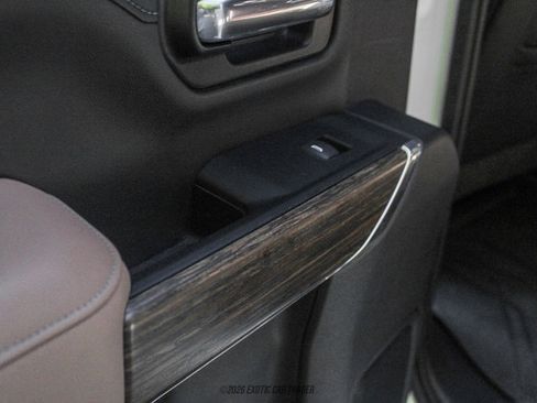 Used 2022 Chevrolet Silverado 3500 High Country w/ Technology Package AWD/4WD image 56