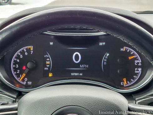 Used 2020 Jeep Grand Cherokee Laredo image 17