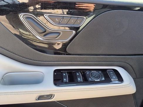 New 2026 Lincoln Aviator 2WD image 8