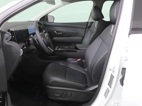 New 2025 Hyundai Tucson Limited FWD image 24
